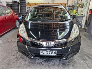 2013 Honda FIT - Thumbnail