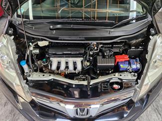 2013 Honda FIT - Thumbnail