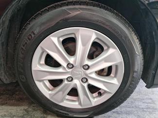 2013 Honda FIT - Thumbnail