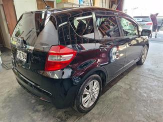 2013 Honda FIT - Thumbnail