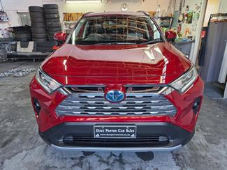 2019 Toyota RAV4 - Thumbnail