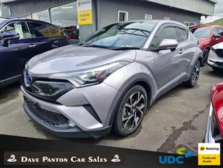 2017 Toyota C-HR - Thumbnail