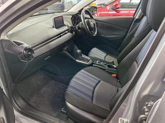 2016 Mazda DEMIO - Thumbnail