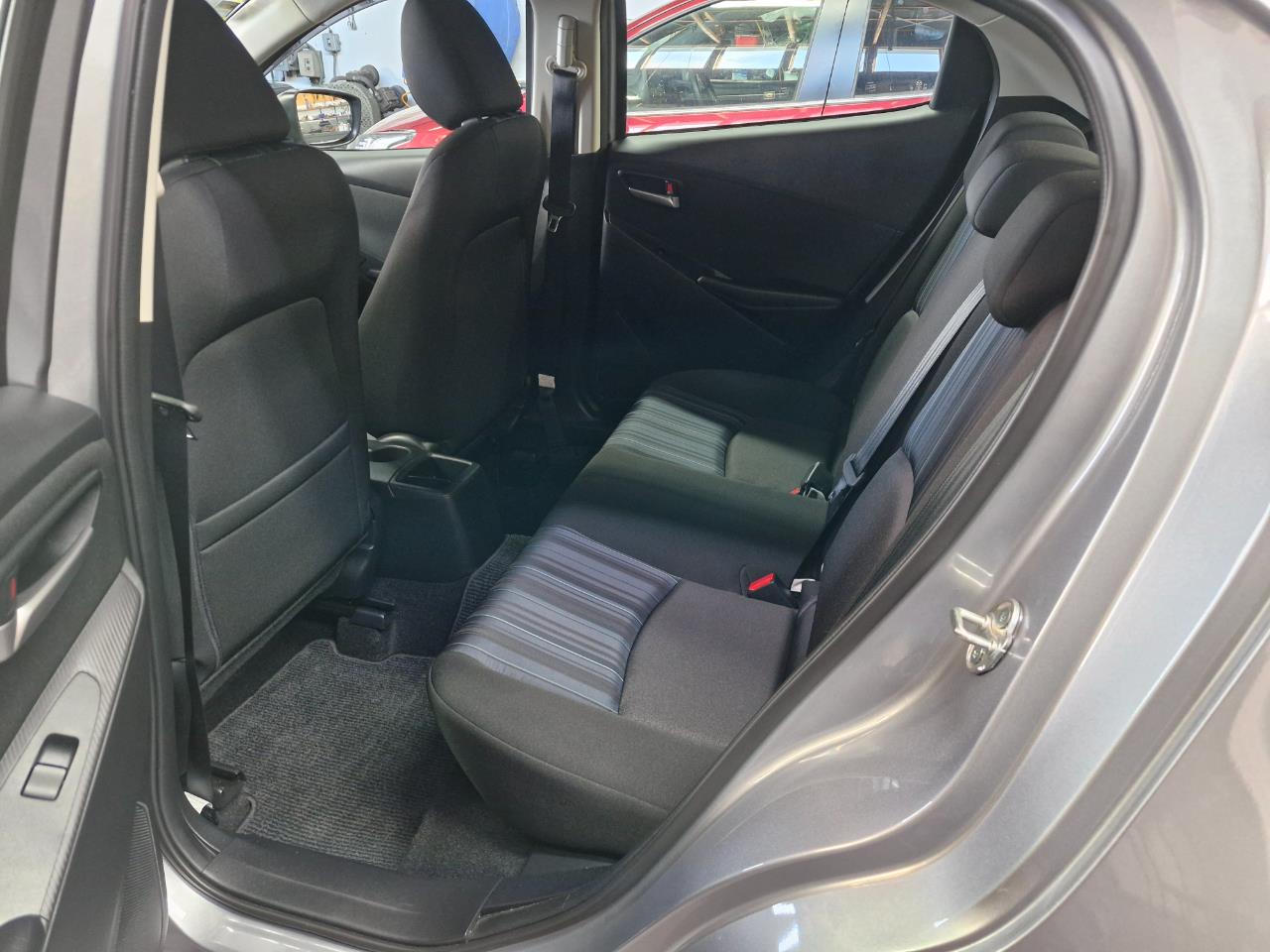 2016 Mazda DEMIO