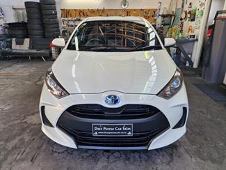 2021 Toyota YARIS - Thumbnail
