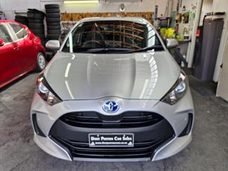 2020 Toyota YARIS - Thumbnail