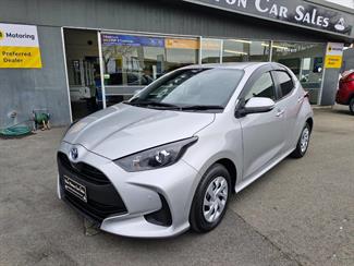 2020 Toyota YARIS - Thumbnail