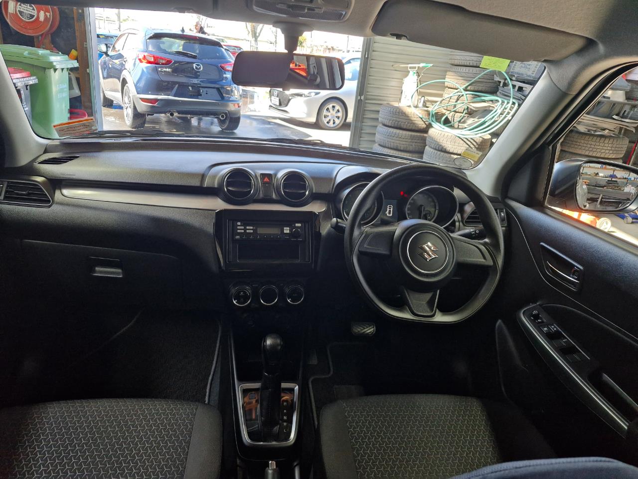 2017 Suzuki SWIFT