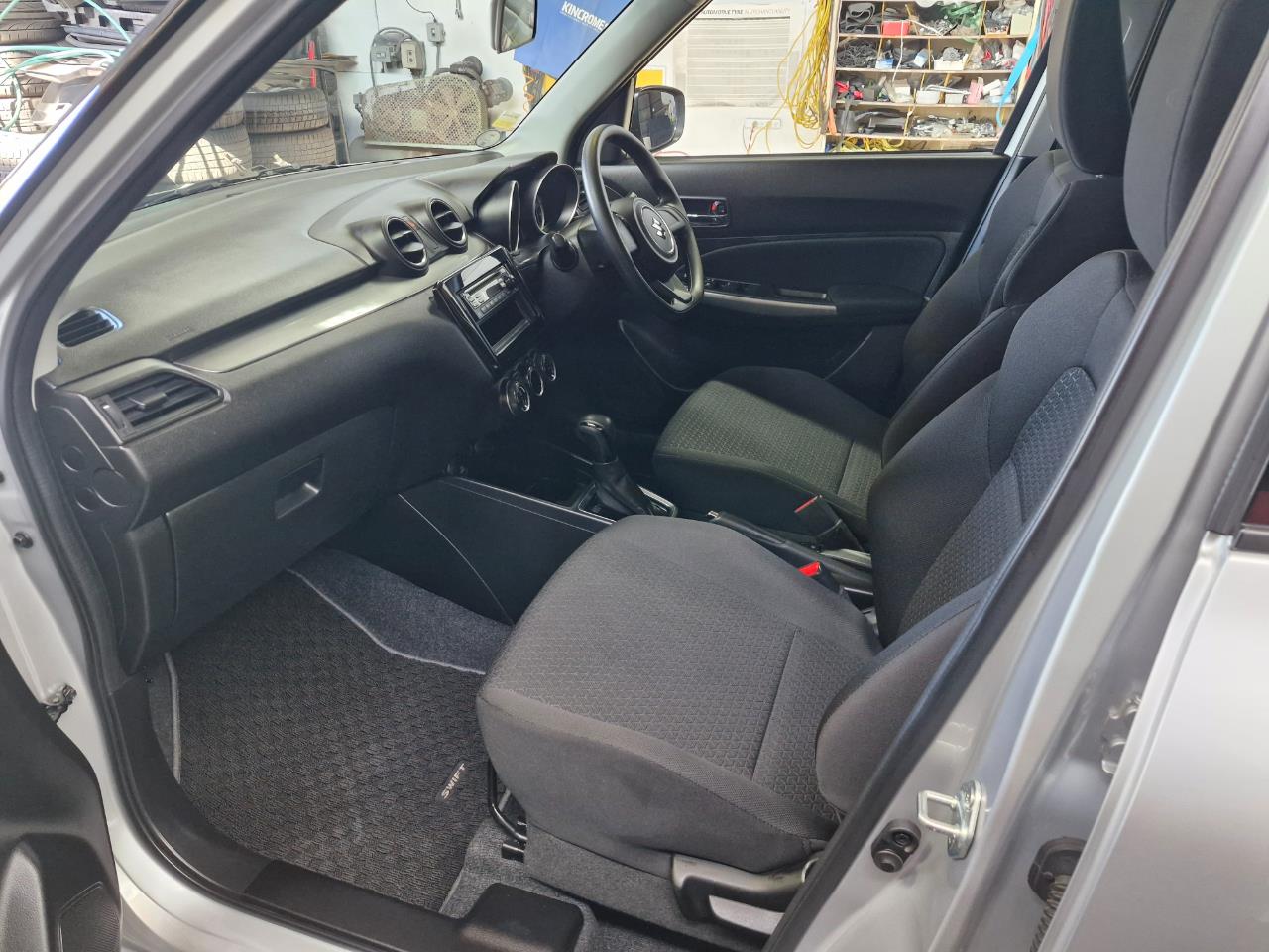 2017 Suzuki SWIFT