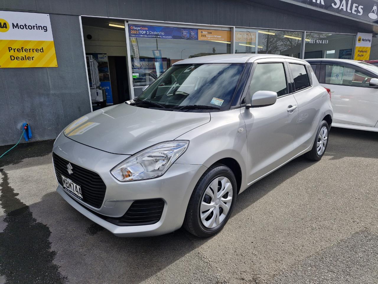 2017 Suzuki SWIFT