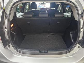 2015 Toyota AQUA - Thumbnail