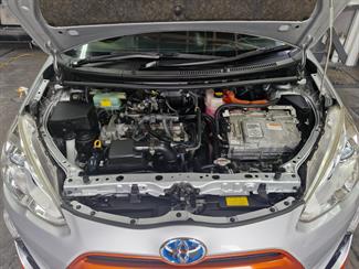 2015 Toyota AQUA - Thumbnail