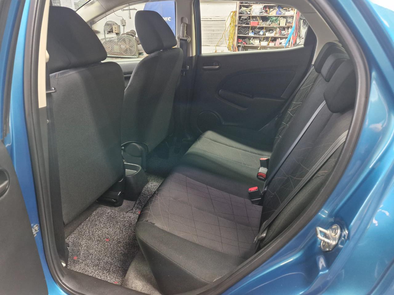 2012 Mazda DEMIO
