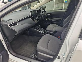 2021 Toyota Corolla - Thumbnail