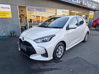 2021 Toyota YARIS - Thumbnail