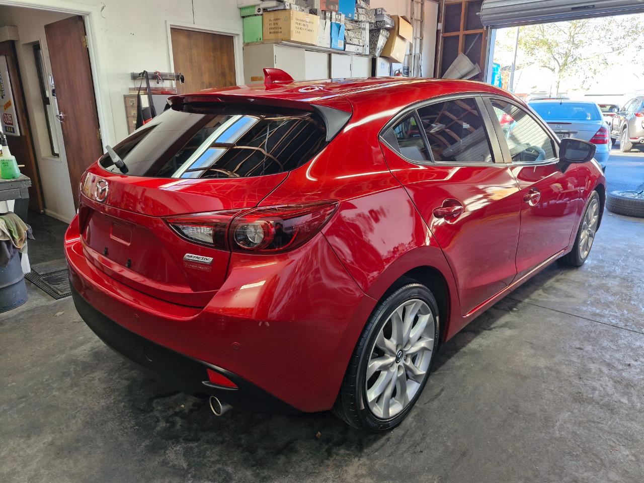 2015 Mazda AXELA