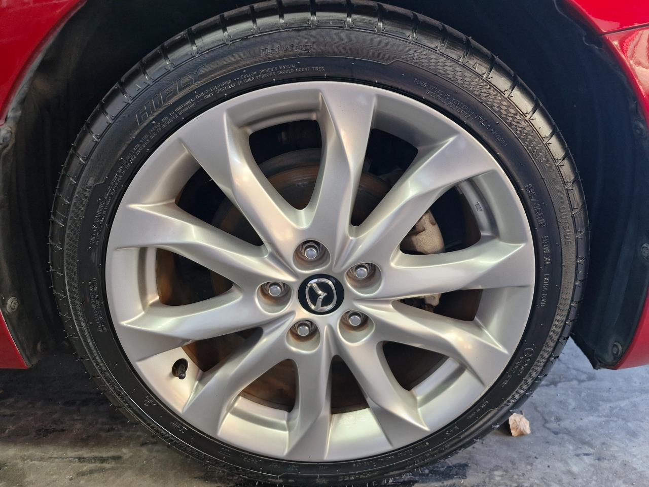 2015 Mazda AXELA