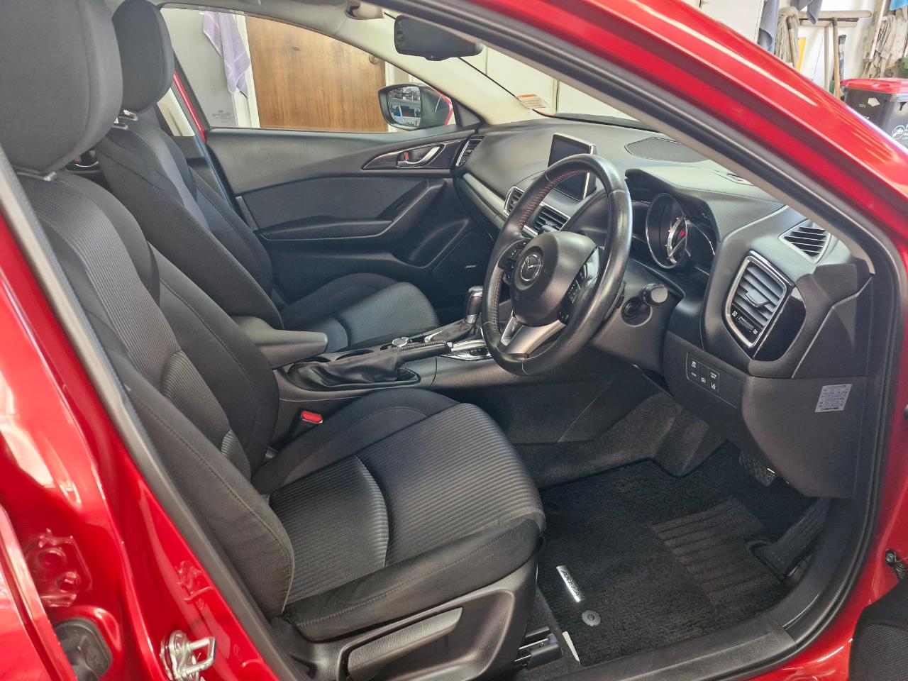 2015 Mazda AXELA