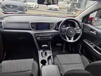 2021 Kia Sportage - Thumbnail