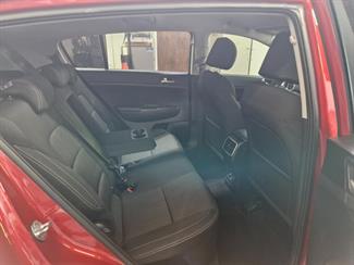 2021 Kia Sportage - Thumbnail