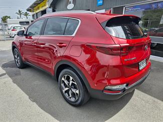 2021 Kia Sportage - Thumbnail