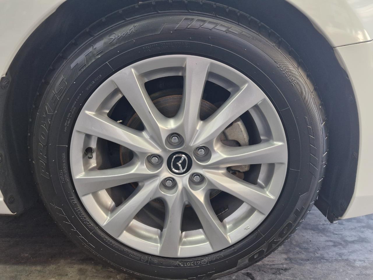 2015 Mazda Atenza