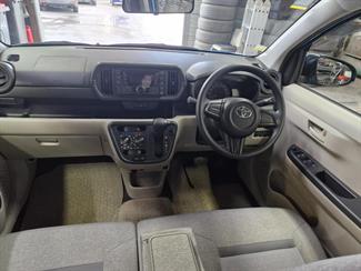 2016 Toyota Passo - Thumbnail