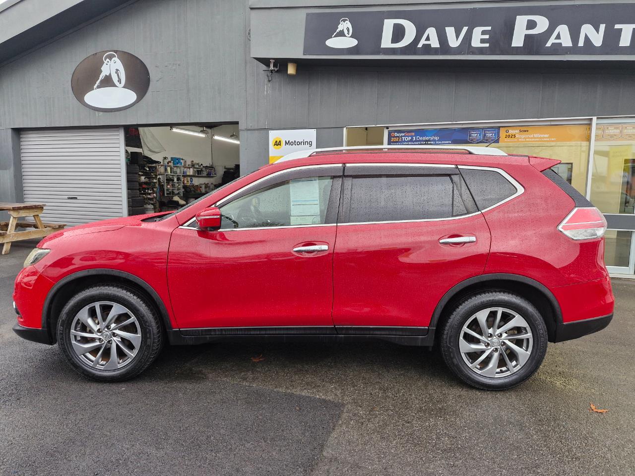2017 Nissan X-TRAIL