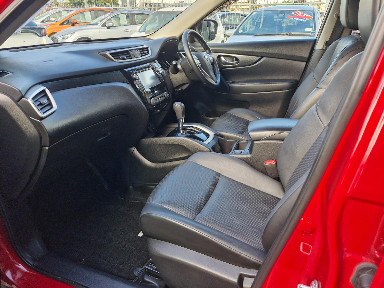 2017 Nissan X-TRAIL