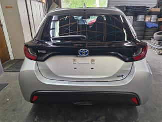 2020 Toyota YARIS - Thumbnail