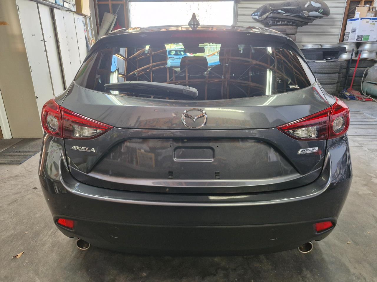 2014 Mazda AXELA