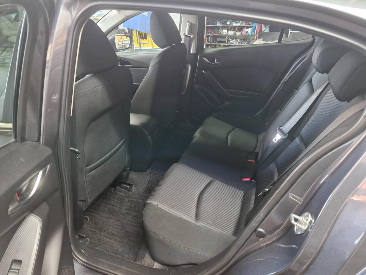2014 Mazda AXELA