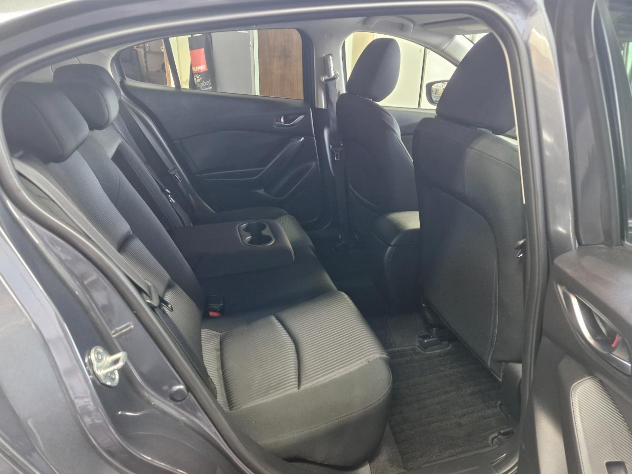2014 Mazda AXELA