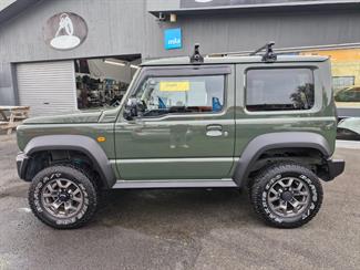 2023 Suzuki Jimny - Thumbnail