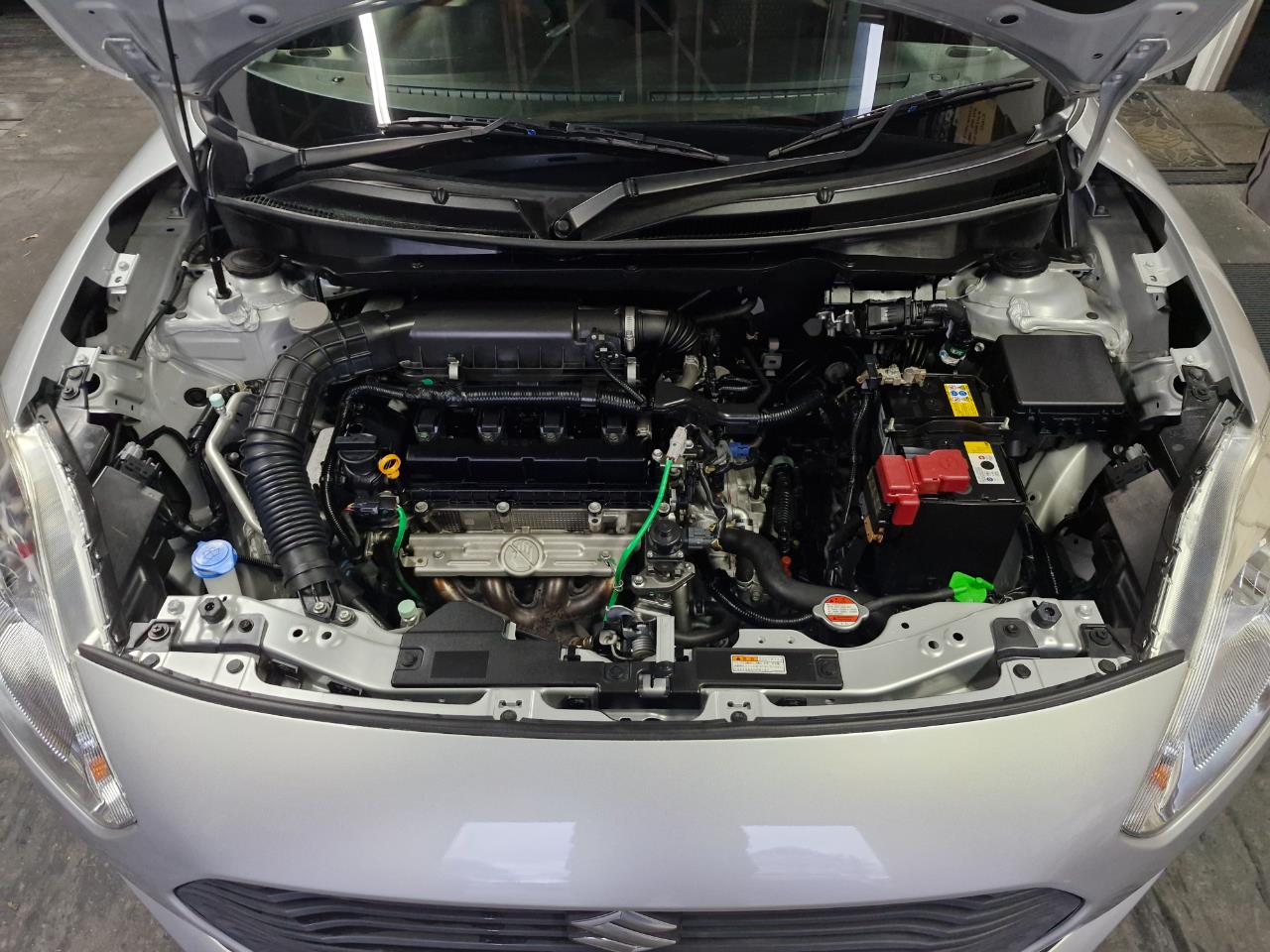 2017 Suzuki SWIFT