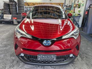 2017 Toyota C-HR - Thumbnail