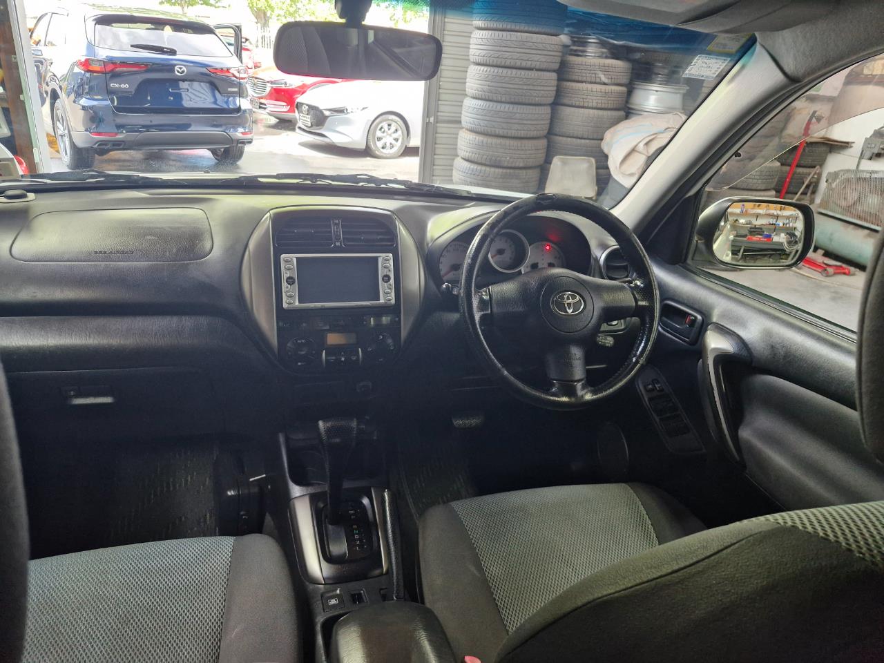 2004 Toyota RAV4