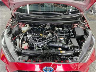 2020 Toyota YARIS - Thumbnail